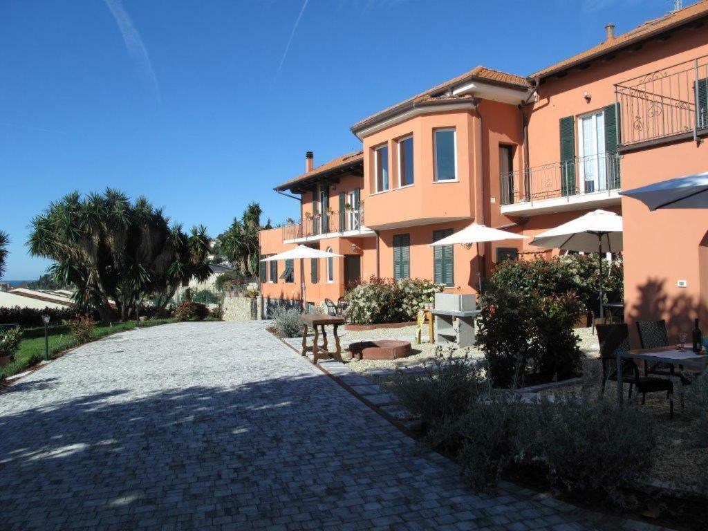Agriturismo La Tuffatrice Imperia Exterior foto